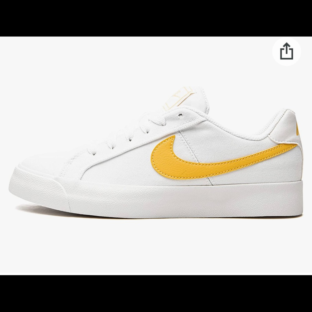 Nike Court Royale Great Condition